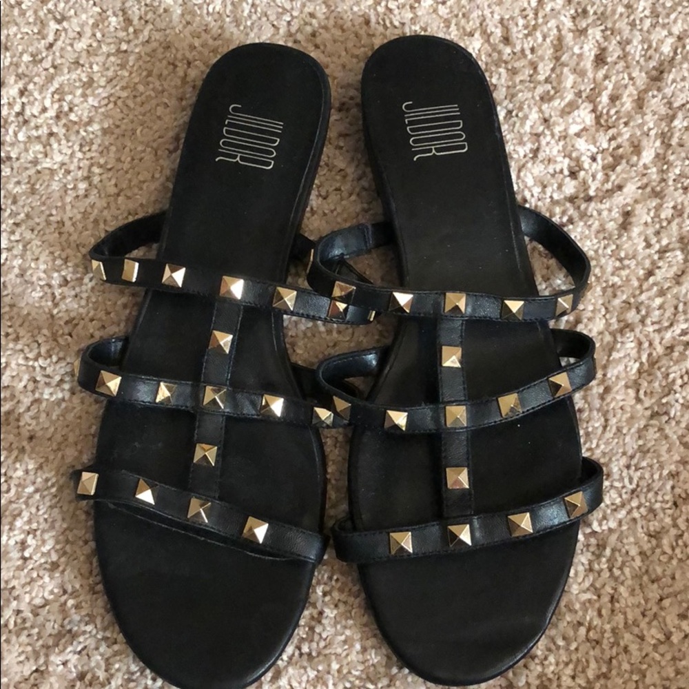 Jildor sandals